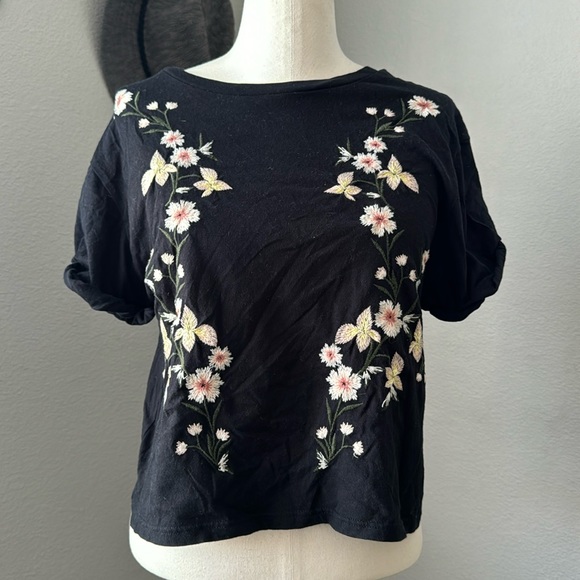 Top shop - floral embroidered crop tee - Picture 2 of 6